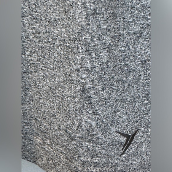 Old Navy Active Muscle T- Sz Medium - Picture 3 of 5